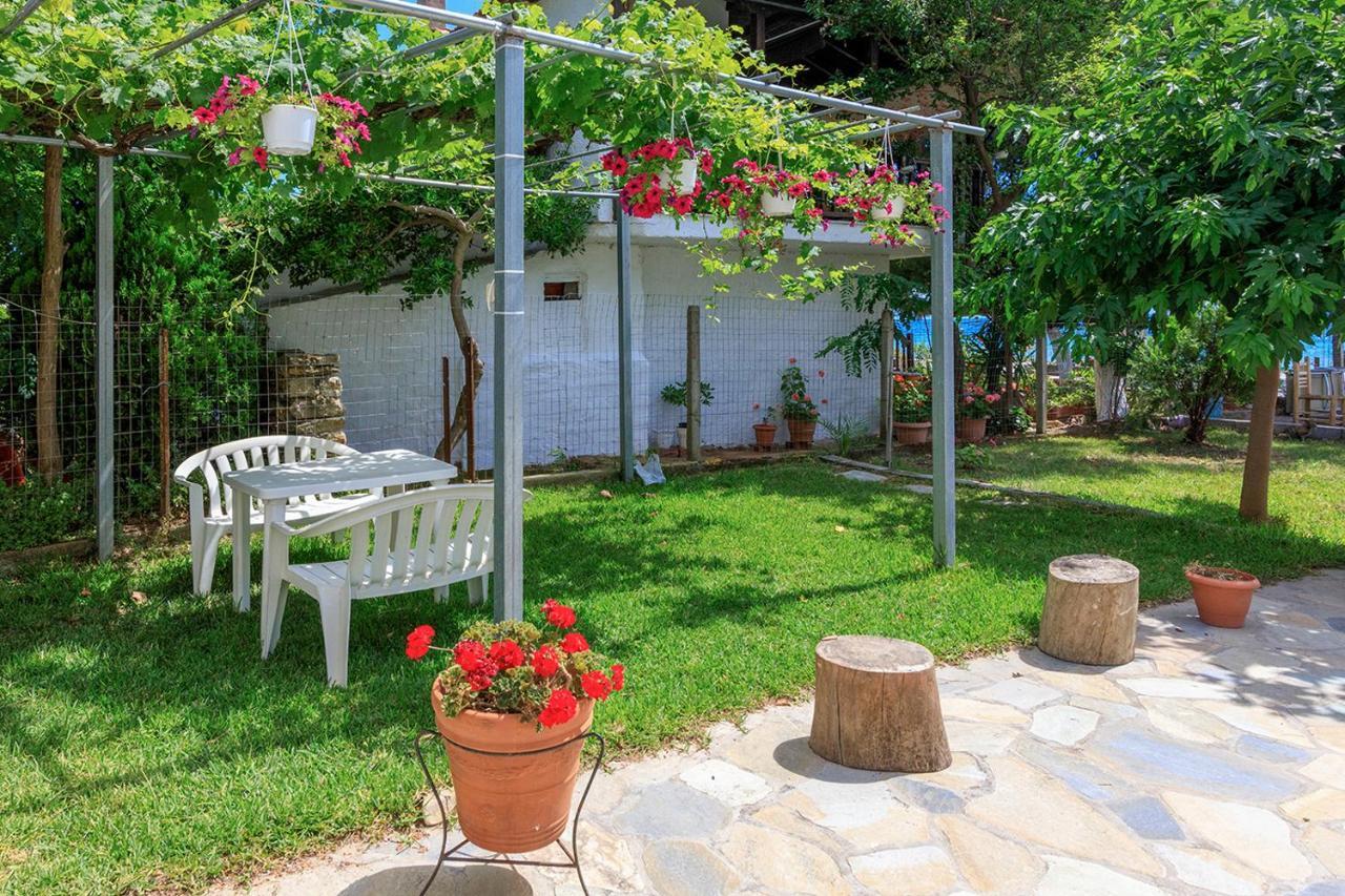 Agapitos Apartments Nikiti (Sithonia) Exterior foto